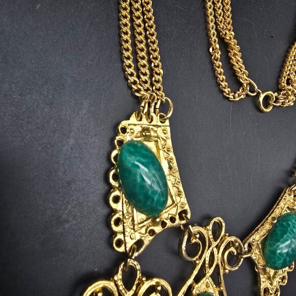 Vintage Peking Glass Bib Necklace Gold Tone Scroll Link - Picture 5 of 10